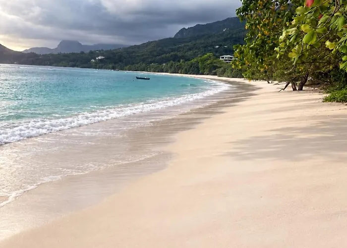 Karine's * Anse Boileau